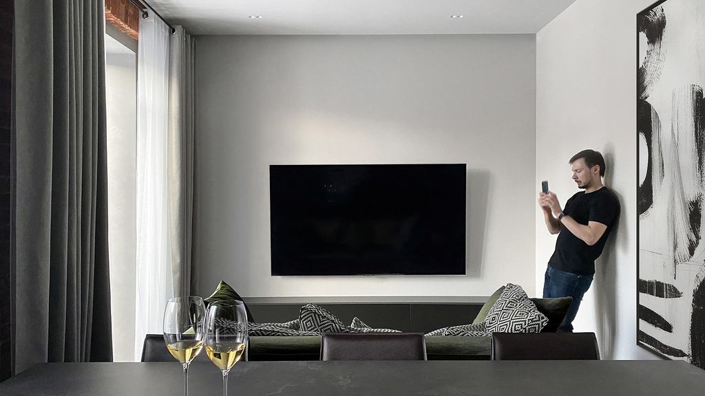 Apartment on Patriarch Ponds