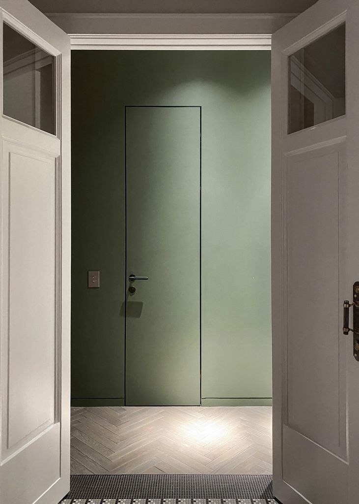 Apartment on Patriarch Ponds
